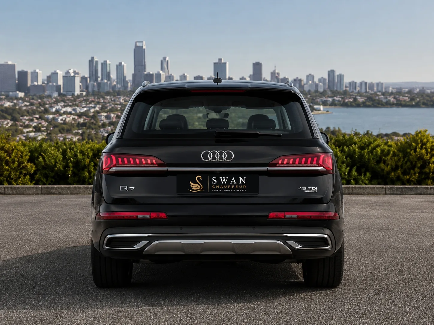 Audi Q7 chauffeur car Perth, exterior view