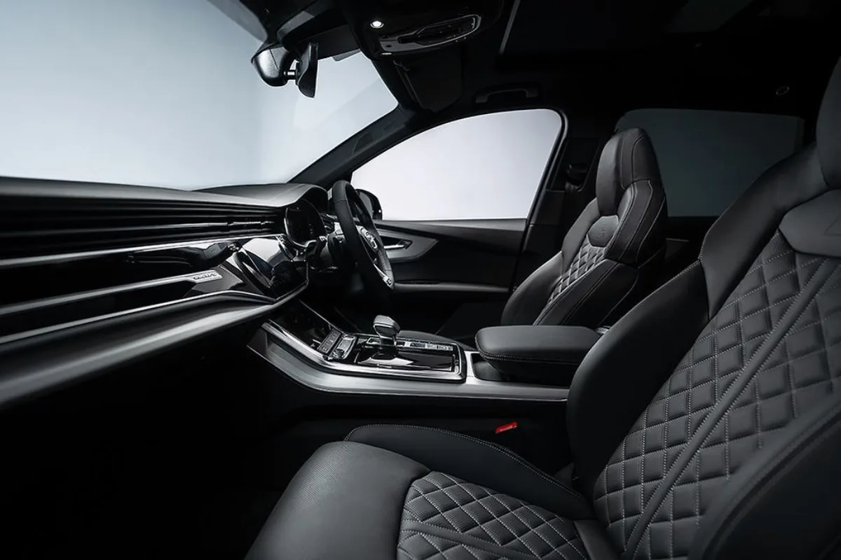 Audi Q7 chauffeur car Perth, interior view