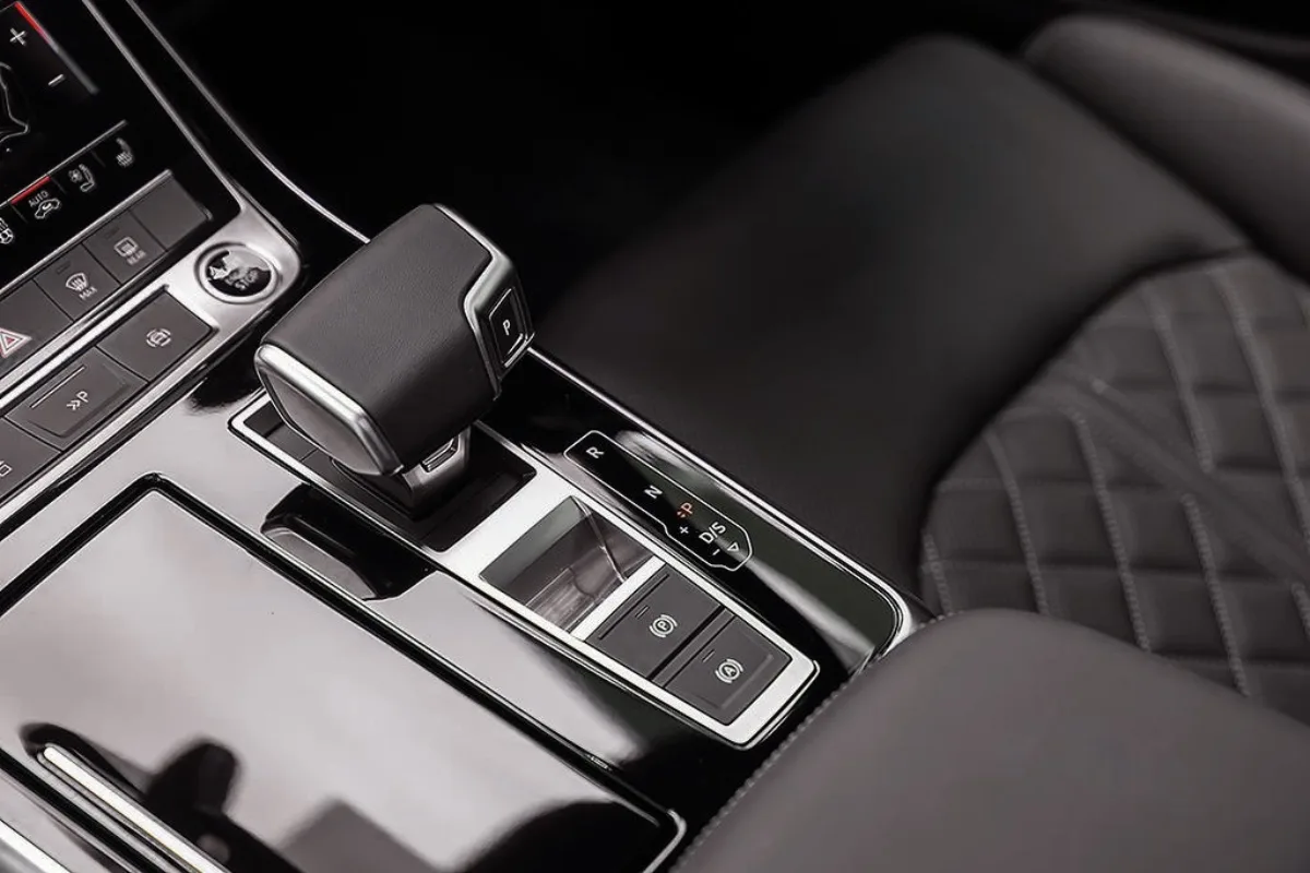 Audi Q7 chauffeur car Perth, interior view