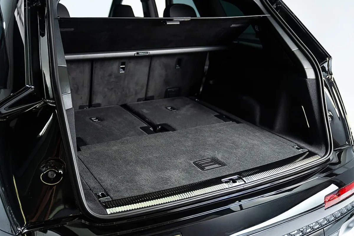 Audi Q7 chauffeur car Perth, interior view
